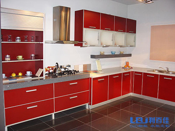 秋季櫥柜安裝好處多多，錯(cuò)過(guò)一次等一年