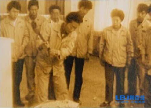 櫥柜衣柜定制當學海爾張瑞敏