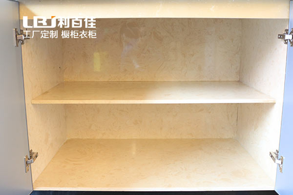 石材櫥柜市場變化不斷，企業靜觀還是尋求突破？